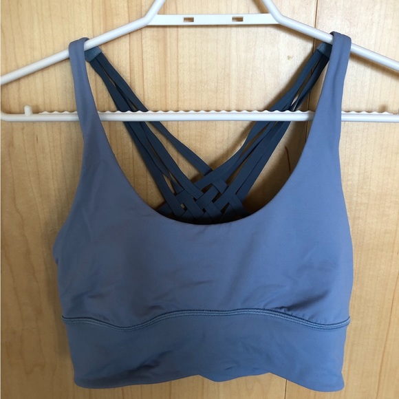 2 x lululemon bras - Picture 5 of 5